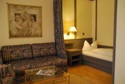 Posthaus Hotel Residenz Кронберґ-ім-Таунус Номер фото