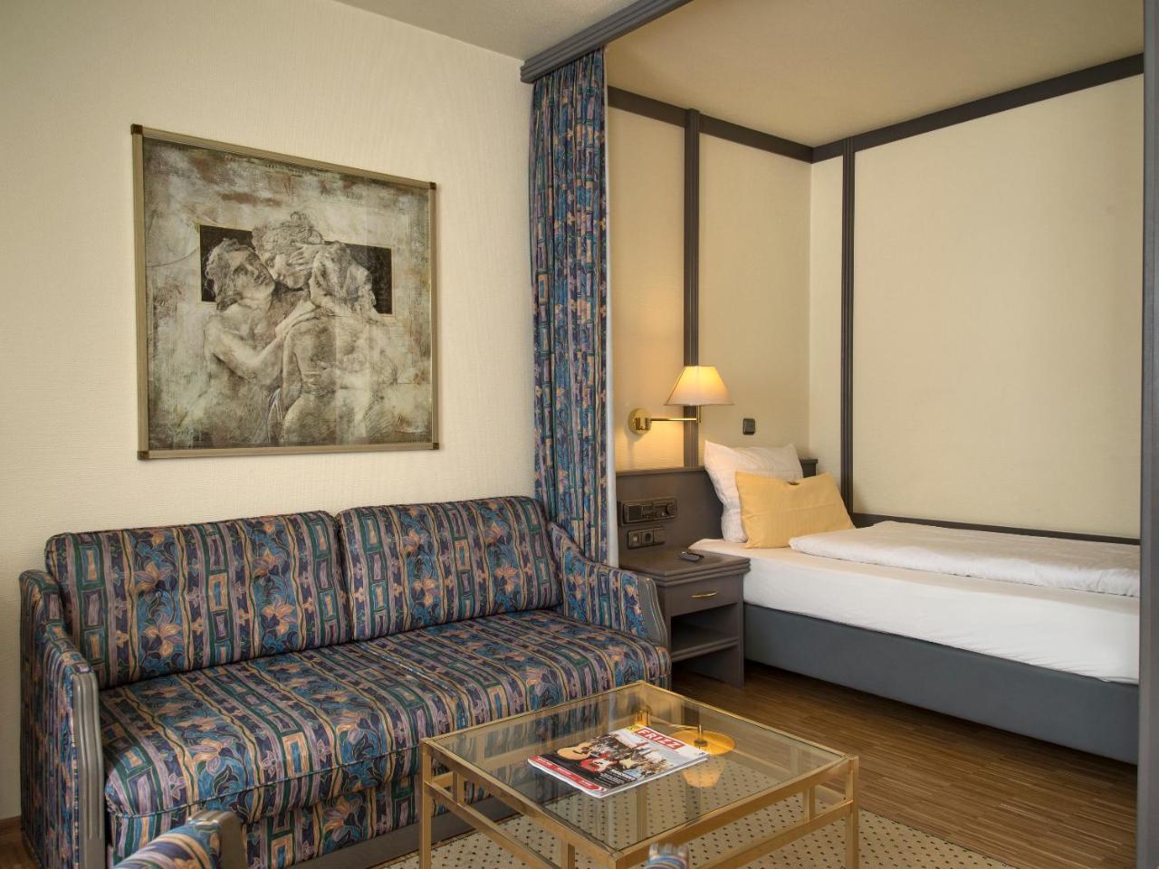 Posthaus Hotel Residenz Кронберґ-ім-Таунус Екстер'єр фото